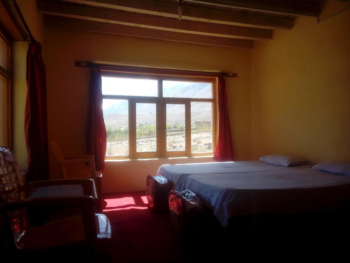 Padam Hotel Rigyal מראה חיצוני תמונה
